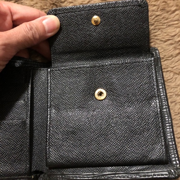 LOUIS VUITTON BLACK EPI BIFOLD WALLET - Picture 11 of 11